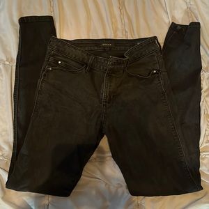 Black women’s Guess jeans